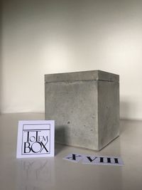 betonnen design box urn