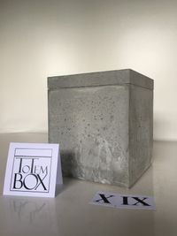 betonnen design box urn