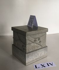 Robuuste betonnen box. Eenmalig ontwerp.