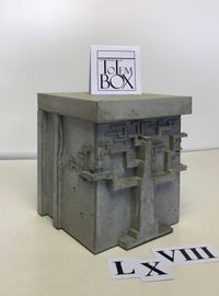 Tijdloze betonnen boxurn.